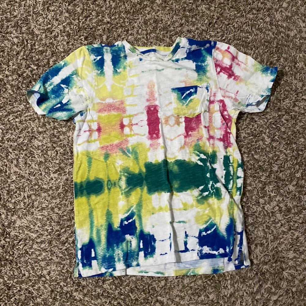 tie die shirt